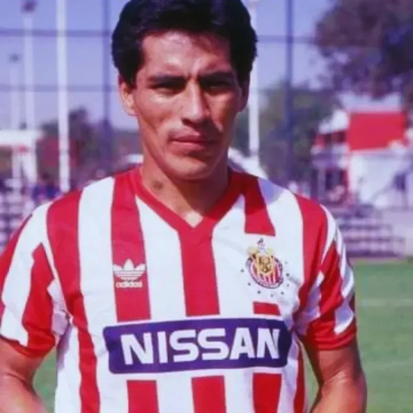 playera retro de chivas 1990